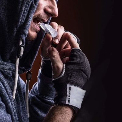 15. Ochraniacz na zęby + pudełko - bezbarwny | Standard