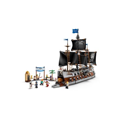4. LEGO One Piece 75646 - Okręt Garpa