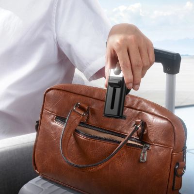 11. Stojak Joyroom JR-ZS413 podróżny magnetyczny na telefon 4.7-7.0" - czarny