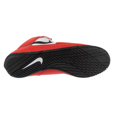 4. Nike Fury AO2416-610 Czerwone 42,5