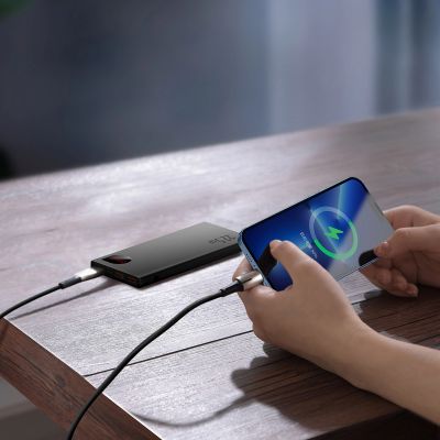 10. Baseus Adaman Metal powerbank z szybkim ładowaniem 10000mAh 22.5W (Overseas Edition 2021) czarny