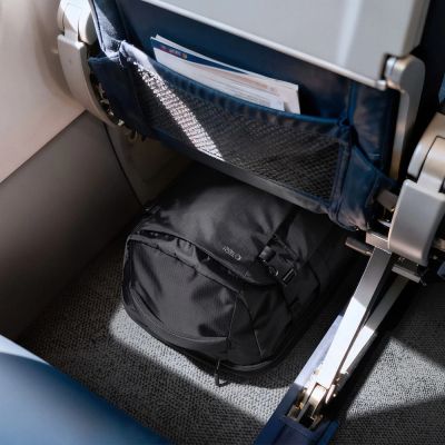 12. Plecak Tech-Protect Defender S70 RYANAIR & WIZZAIR 24L na laptop - czarny