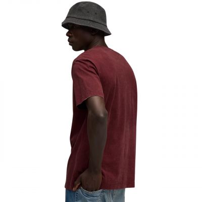 4. Koszulka męska Puma Ess Elevated Relaxed Wash Tee bordowa 688048 96