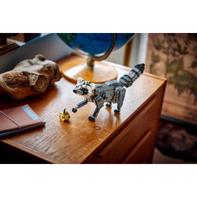 11. LEGO Creator 3w1 31393 - Leśne zwierzęta: Wilk szary