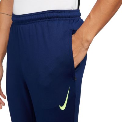 12. Spodnie Nike Therma-Fit Strike Pant Kwpz Winter Warrior M DC9159 492