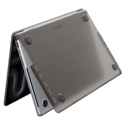 4. Etui Spigen AirSkin na MacBook Pro 16" 2021 / 2023 / 2024 / 2025 / 2026 - półprzezroczyste