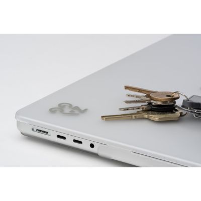 5. ZAGG Hardshell - obudowa ochronna do MacBook Pro 14" M1 / M2 / M3 / M4 (clear)