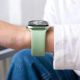 6. Pasek Tech-Protect Silicone na Apple Watch 40 / 41 / 42 mm - jasnozielony