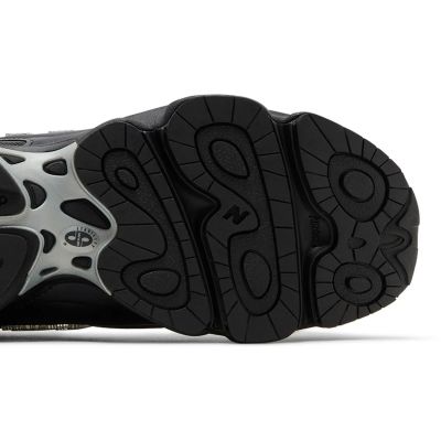 5. Buty New Balance M1000 M M1000B