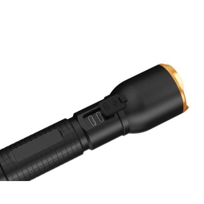 11. Latarka Duracell DF750R Blister