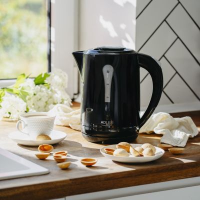 9. Czajnik elektryczny ADLER AD 1244b czarny
