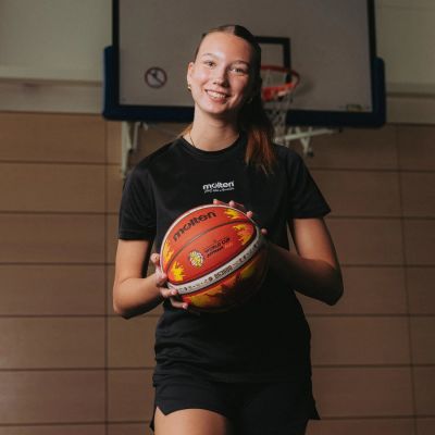 3. B6G3800-W6G Piłka do koszykówki Molten Women World Cup Germany 2026