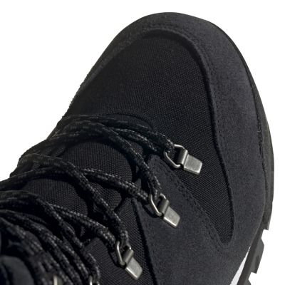 6. Buty adidas Terrex Snowpitch M FV7957
