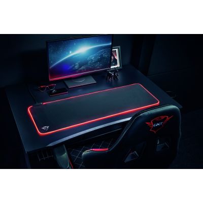 7. Podkładka pod mysz TRUST GXT764 GLIDE-FLEX RGB XXL