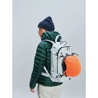 3. Plecak POC Dimension VPD Backpack biały
