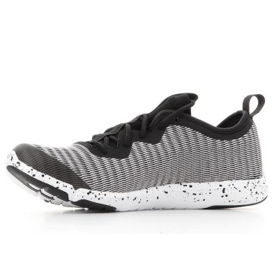 6. Buty adidas Crazy Move TR W CG3279