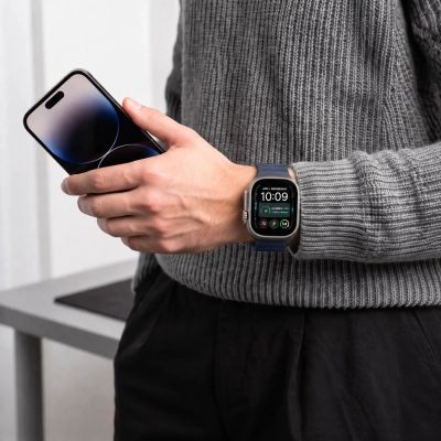 4. Pasek Tech-Protect Silicone Line na Apple Watch 44 / 45 / 46 / 49 mm - granatowy