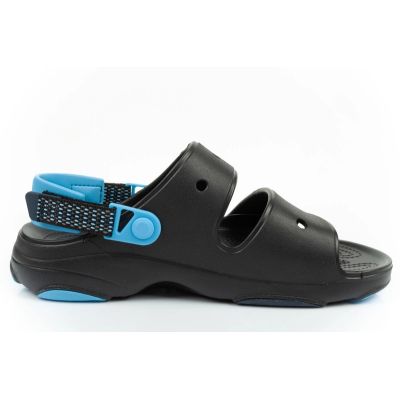 23. Sandały Crocs Classic All-Terrain M 207711-0ZQ