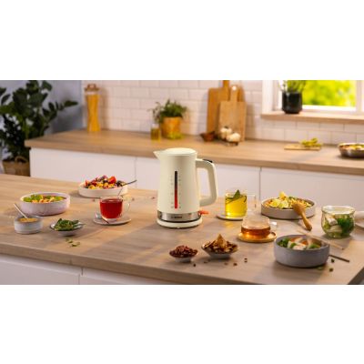 9. Czajnik Bosch MyMoment TWK4M227 (2400W; kremowy)