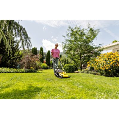 19. Akumulatorowa kosiarka do trawy KARCHER LMO 2-18 - 1.445-400.0