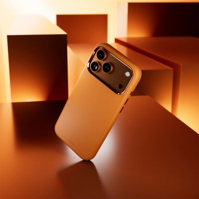 8. Etui silikonowe Puro Icon Mag Pro Liquid Silicone na iPhone 17 Pro kompatybilne z MagSafe, z ochroną aparatu i aluminiowymi przyciskami - pomarańczowe
