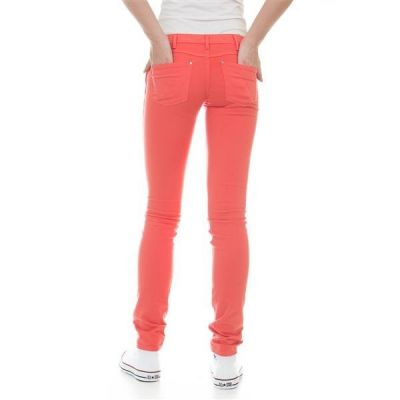 3. Jeansy Wrangler Molly Melon W251U229M