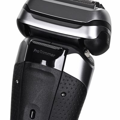 17. Golarka Series 9 PRO+ silver 9667CC Braun