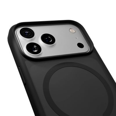4. Etui Puro Gradient TPU kompatybilne z MagSafe na iPhone 17 Pro - czarne