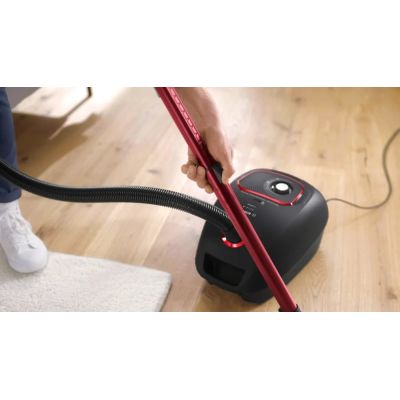 8. Odkurzacz workowy Bosch Series 4 BGB41POW1 (850W ; czarny)