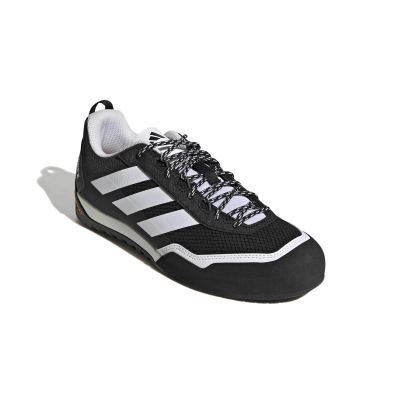 3. Buty adidas Terrex Skychaser Solo 3 HQ9175