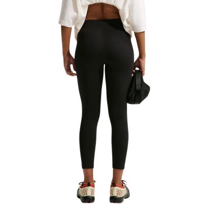 2. Legginsy damskie Nike Sportswear Classic czarne DV7789 011