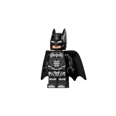 5. LEGO DC Super Heroes 76333 - Batmobil z filmu Batman i Robin