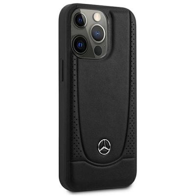 4. Etui Mercedes Leather Urban do iPhone 15 Pro Max - czarne