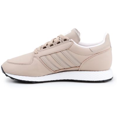 4. Buty adidas Forest Grove W EE8967