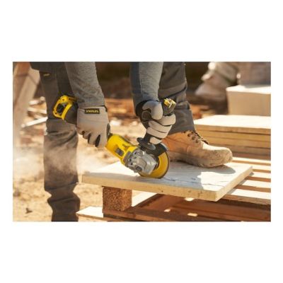 6. Stanley SFMCG710M1T-QW szlifierka kątowa 12,5 cm 8500 RPM 800 W 1,84 kg