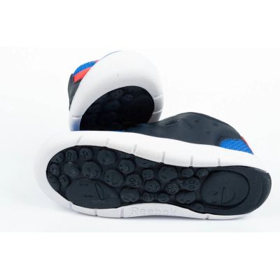 23. Buty Reebok Ventureflex Slip-on Jr CM9144