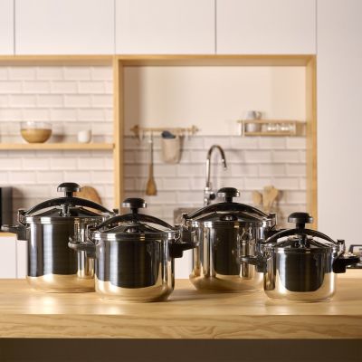 16. Szybkowar ze stali nierdzewnej Taurus Moments Classic 6L