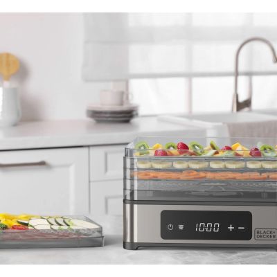 5. Suszarka do owoców, grzybów i warzyw Black+Decker BXDE401E
