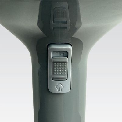 4. Parownica do ubrań 1600W MR-358 MAESTRO