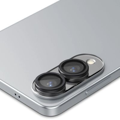 4. Osłona aparatu Spigen Optik Pro GLAS.TR "Ez Fit" 2-pack na Samsung Galaxy S25 Edge - czarna