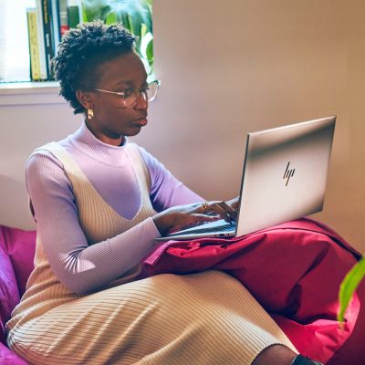 8. HP ZBook Firefly 14 G11 Ultra 7 165U 14.0"WUXGA IPS 800nits HP Sure View AG 32GB DDR5 5600 SSD1TB Arc Cam 5 MPx 56Wh W11Pro 3Y OnSite