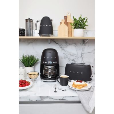 24. Toster SMEG TSF01BLMEU