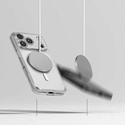 6. Etui Ringke Fusion Magnetic MagSafe na iPhone 17 Pro Max - przezroczyste