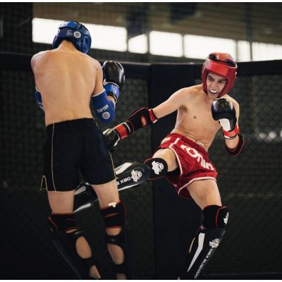 13. Ochraniacze na piszczele M - Phantom White