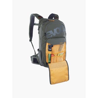 4. Plecak rowerowy EVOC Stage 12 dark olive