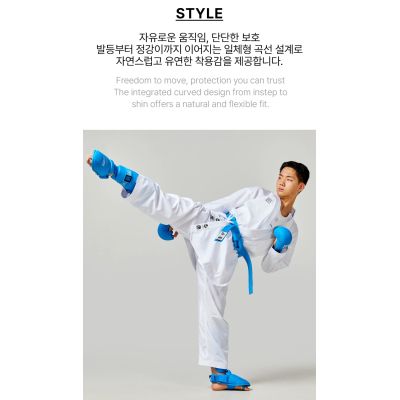 17. Ochraniacze piszczeli i stóp Karate WKF BLUE | MOOTO