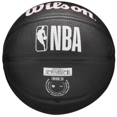 8. Piłka Wilson Team Tribute Chicago Bulls Mini Ball Jr WZ4017602XB
