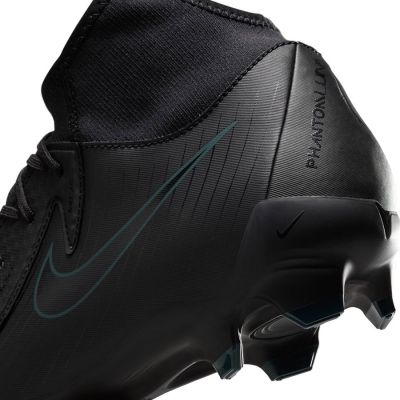 7. Buty piłkarskie Nike Phantom Luna II Academy FG/MG M FD6725-002