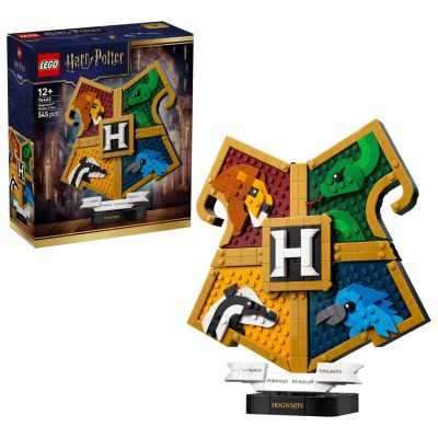 12. LEGO Harry Potter 76462 - Herb Hogwartu