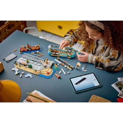 8. LEGO City 60506 - Tramwaj przy plaży
